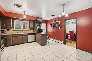 11 Lancaster Ln, Monsey, NY 10952 - Photo 9