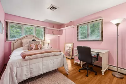 11 Lancaster Lane, Monsey, NY 10952 - Photo 19