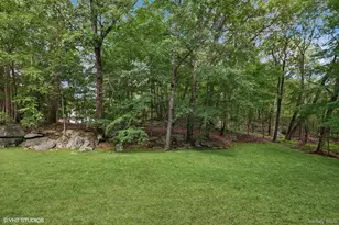 4 Hemlock Hollow Pl, Armonk, NY 10504 - Photo 25