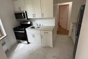 67-25 Clyde St, Forest Hills, NY 11375 - Photo 3