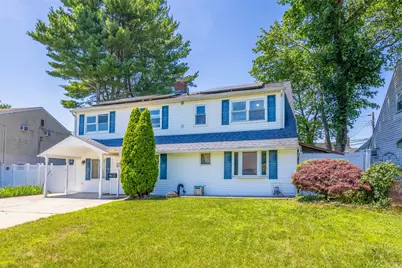 4 Wagon Lane, Levittown, NY 11756 - Photo 3