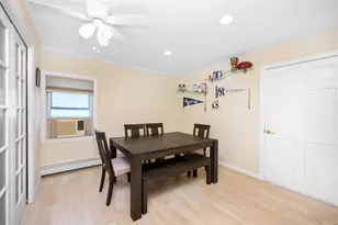 4 Wagon Ln, Levittown, NY 11756 - Photo 15