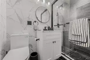 3 Fairview Ln, Glen Cove, NY 11542 - Photo 23