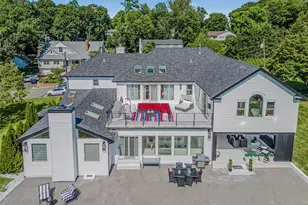 3 Fairview Ln, Glen Cove, NY 11542 - Photo 11