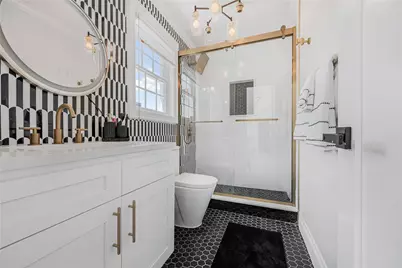 3 Fairview Lane, Glen Cove, NY 11542 - Photo 35