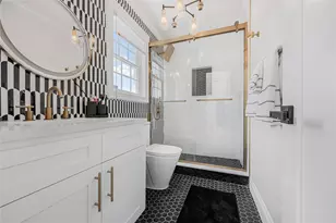 3 Fairview Ln, Glen Cove, NY 11542 - Photo 35