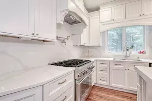 224 N Highland Ave, Pearl River, NY 10965 - Photo 7