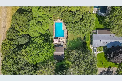 15 Youngs Avenue, Mattituck, NY 11952 - Photo 1