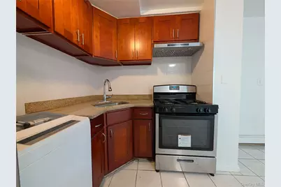 4304 158th Street #L4, Flushing, NY 11358 - Photo 3