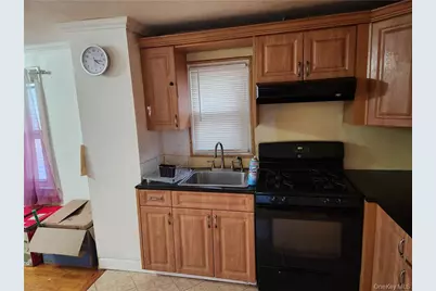 815 Swinton Avenue, Bronx, NY 10465 - Photo 7