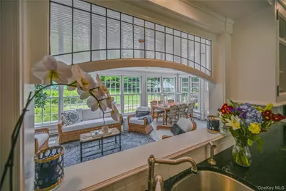 27 Van Wyck Lane, Lloyd Harbor, NY 11743 - Photo 19