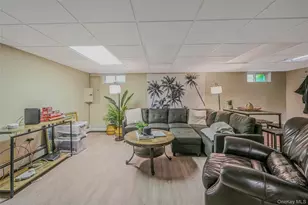 27 Van Wyck Ln, Lloyd Harbor, NY 11743 - Photo 41