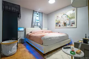 53-11 90th St, Elmhurst, NY 11373 - Photo 9