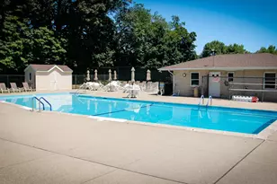 11 Manors Dr, Jericho, NY 11753 - Photo 25