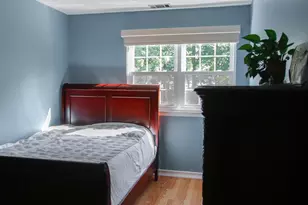 11 Manors Dr, Jericho, NY 11753 - Photo 17