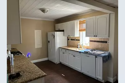 68 Knoll Street, Lindenhurst, NY 11757 - Photo 7