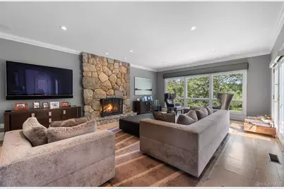 8 Ridgeview Circle, Armonk, NY 10504 - Photo 13