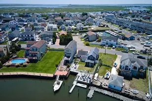 3609 Somerset Dr, Seaford, NY 11783 - Photo 5