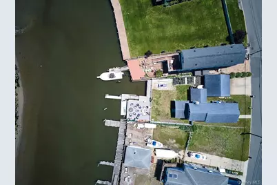 3609 Somerset Drive, Seaford, NY 11783 - Photo 49