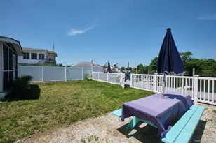 3609 Somerset Dr, Seaford, NY 11783 - Photo 23