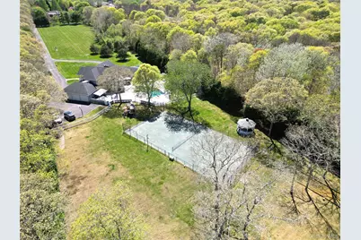 124 Montauk Highway, Westhampton, NY 11977 - Photo 9