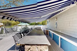 124 Montauk Hwy, Westhampton, NY 11977 - Photo 15