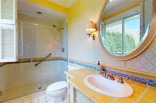 124 Montauk Hwy, Westhampton, NY 11977 - Photo 43