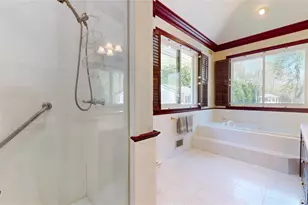 124 Montauk Hwy, Westhampton, NY 11977 - Photo 45