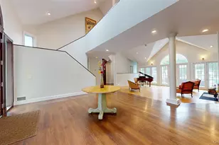 124 Montauk Hwy, Westhampton, NY 11977 - Photo 21