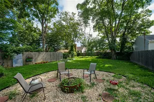 284 4th Ave, Bay Shore, NY 11706 - Photo 19