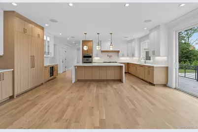 32A Pine Road, Syosset, NY 11791 - Photo 13