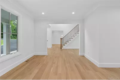 32A Pine Road, Syosset, NY 11791 - Photo 5