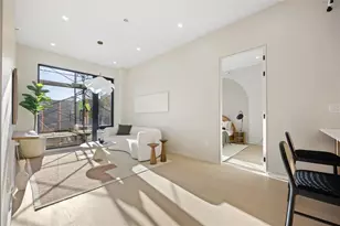 31-16 21st St, Astoria, NY 11106 - Photo 5