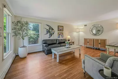 6 Settlers Way, East Setauket, NY 11733 - Photo 3