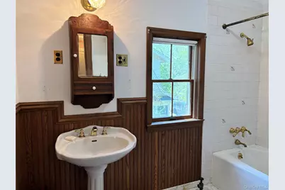 92 Walnut Street, Lynbrook, NY 11563 - Photo 23