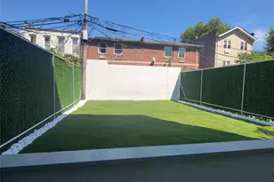 2041 Strauss St, Brooklyn, NY 11212 - Photo 37