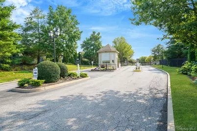 1126 Savoy Drive, Melville, NY 11747 - Photo 3