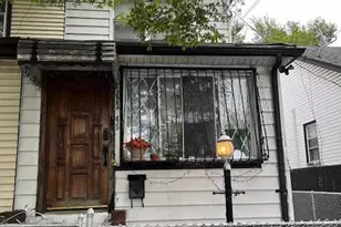 123-45 135th St, Ozone Park, NY 11420 - Photo 1