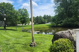 108 Village Rd, Jefferson Valley, NY 10598 - Photo 15