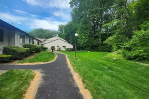 108 Village Rd, Jefferson Valley, NY 10598 - Photo 13