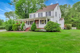 1 Garfield Ct, Nesconset, NY 11767 - Photo 3