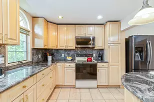 1 Garfield Ct, Nesconset, NY 11767 - Photo 11