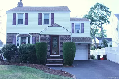 24 Garnet Place, Elmont, NY 11003 - Photo 1