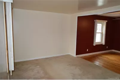 24 Garnet Place, Elmont, NY 11003 - Photo 19