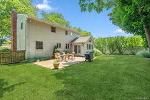 29 Munson Ct, Melville, NY 11747 - Photo 35