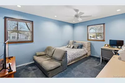 29 Munson Court, Melville, NY 11747 - Photo 33