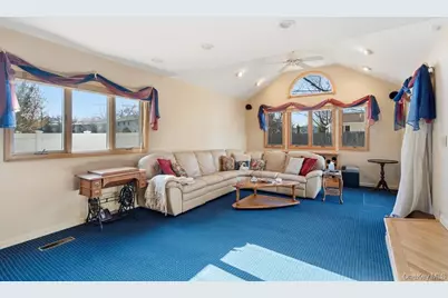 29 Munson Court, Melville, NY 11747 - Photo 21