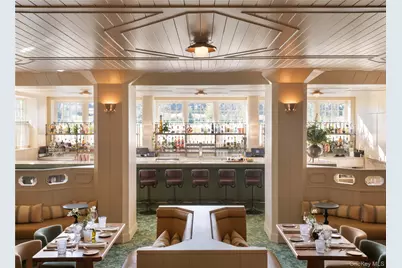 31 Old Boathouse Lane S, Hampton Bays, NY 11946 - Photo 21