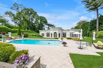 6 Hamptworth Drive, Great Neck, NY 11024 - Photo 23