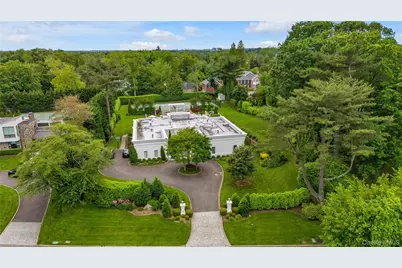 6 Hamptworth Drive, Great Neck, NY 11024 - Photo 35